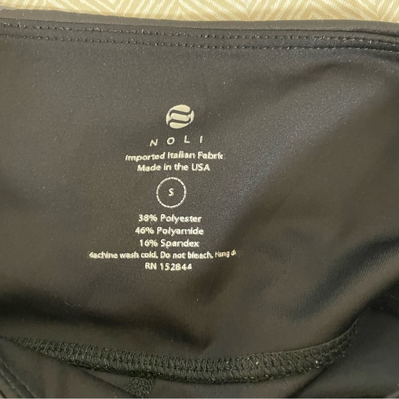 Noli Leggings Yoga Guerra Garnet Print Size Small Compression Gently Worn Small - Picture 8 of 8